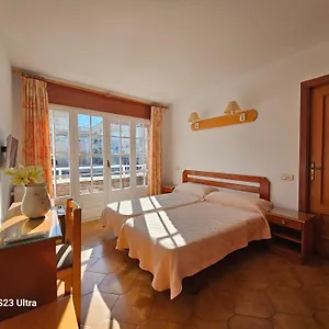 Guest house Blue Spot, Malgrat de Mar